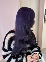 ダズリングディア(Dazzling Deer)&nbsp;紫/ブルー／ロング／巻き髪スタイル/レイヤーカット／学割