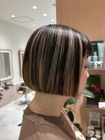 トリコ アヴェダ ららテラス北綾瀬(tricot AVEDA) ミニボブ/コンパクトボブ/ショートボブ/ハイライト/ハイトーン