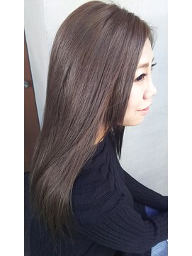 レヴィーマム(Revie mum) 透明感のあるカラー