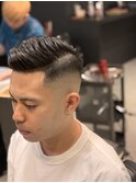 かき上げスキンフェードカットサイドパートショート