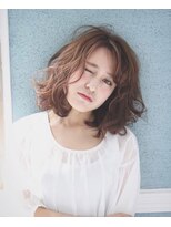 レア(Lea) ミディアム・ローグラデーションボブ