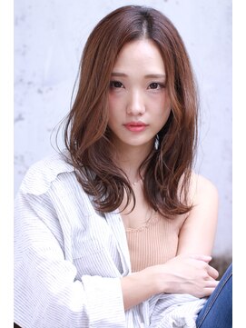 アドール(ADOR) 韓国式レイヤースタイル