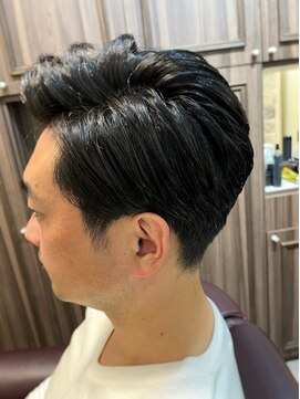 ミリオンバックス 上野(Million Bucks) ツーブロック/ビジネス<理容室>[メンズ/シェービング/上野]