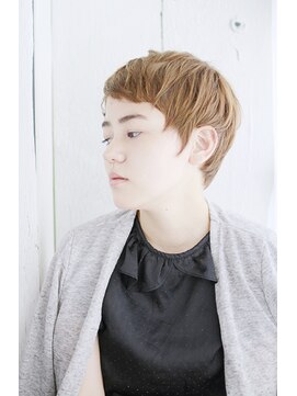 シュシュット(chouchoute) 斜めバングデザインカラーシルキーベージュグレージュカラー/179