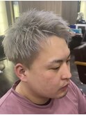 ホワイトシルバー/内山晃介