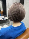 ショートボブ