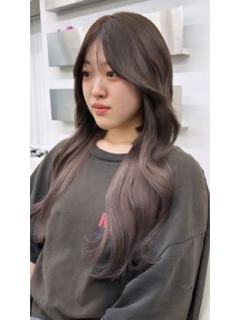 ログ オモテサンドウ(L.O.G OMOTESANDO) 韓国風エクステ