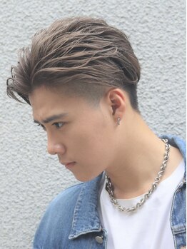 メンズフィール 南森町(MENS FEEL)の写真/【平日22時まで営業】韓国風スタイルやブリーチでトレンドスタイルが叶う♪周りと差がつくスタイルを提案！