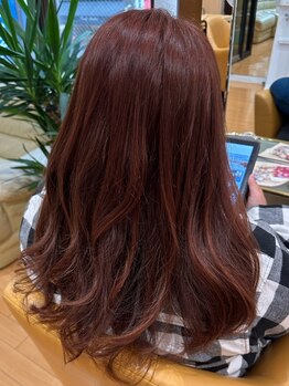 美容室ピーネックイナダの写真/再現性が高いカット技術で髪質・骨格・クセを見極めて、あなたに一番似合うスタイルを提案いたします♪