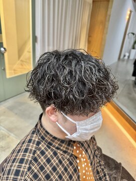 アソビ 無造作波巻きパーマ