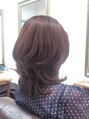 ヘアー グリーン(hair green) 大人にも似合うウルフレイヤー!肩で揺れる毛先が可愛い♪