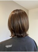 外ハネくびれスタイル