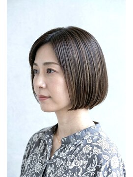 ブロッサム 東久留米店(Blossom) 手入れ簡単◎丸みショートボブスタイル×白髪ぼかし