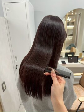 スラッシュホワイト テラッソ前店(SLASH white) 髪質改善/縮毛矯正/トリートメント/姫路