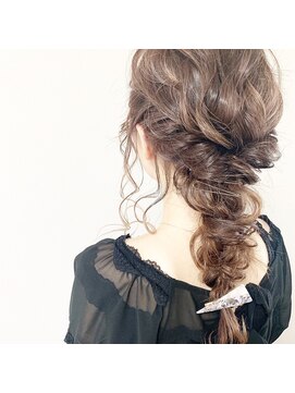 シャンプー 本店(SHAMPOO) 大人の色気と柔らかさのある素敵な編み下ろし