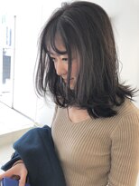 インビテーション(invitation) (invitationお客様ヘア)光に透けるブルージュカラーヘア♪