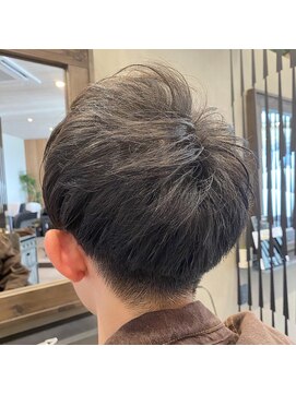 エテルノ ルーチェ ドゥエ(eterno luce due) マッシュ×メンズ(矢巾)