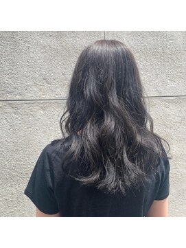 ニューカンヌ 美容室 ダークカラーロング