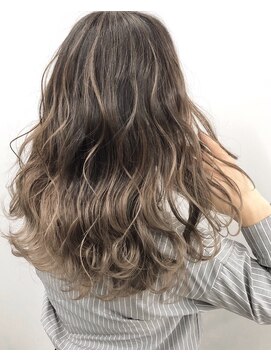 トゥルークリエイション 北千住(True Creation--) シルキーグレージュ