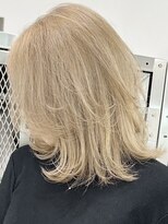 ウィコ 新宿(WICO)&nbsp;ミルクティーレイヤーカット[新宿駅/イメチェン/ハッシュカット]