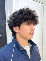 外国人風波巻きスパイラルMIXパーマ