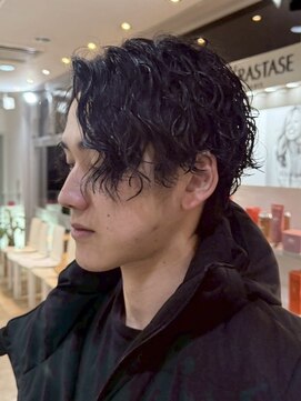 アトリーチェ 昭和店(ATTRICE) 甲府昭和町波巻きパーマツイストスパイラルパーマセンターパート