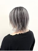 ショートヘアーバレイヤージュ！