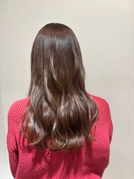 ヘアリラクゼーション クインズベリー(Hair Relaxation Queen's Berry) 秋におすすめのブラウンカラー9.30デザインカラー