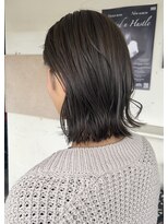 カリラ(CAOLILA)&nbsp;大人可愛い/ロングボブ/外ハネボブ/オリーブグレージュ