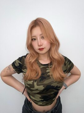 ペールオレンジ