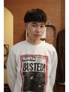 エディ(Edy) メンズ刈り上げスパイキーショートニュアンスパーマ眉毛カット