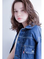 ラレイ(Lalei) 【 表参道/青山】グレージュ×ミディアムウェーブ【ささき】