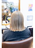 1～2週間後にホワイトミルクティーになるカラー！