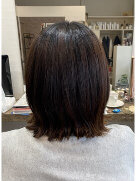 ヴォヤージュトロワ(voyage trois) ボブスタイル