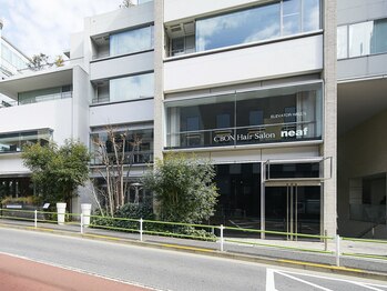 ｎｅａｆ 六本木　【ニーフ　ロッポンギ】