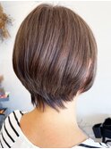 20代30代大人可愛いハイライト艶感グレージュ大人ショートボブ
