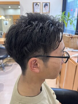 シャンプーボーイ ヒノ(SHAMPOO BOY Hino) メンズパーマ