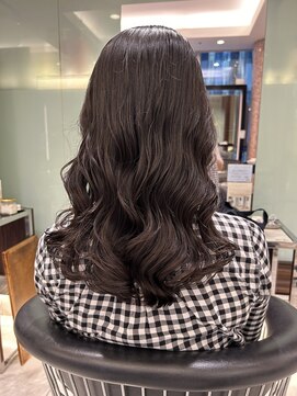 アピッシュ ギンザ(apish ginza) コテ巻き風パーマ/韓国風パーマ/韓国スタイル/ロングパーマ