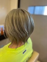 ヘアショップエヌアンドエー 久喜 栗橋店(hairshop N&A)&nbsp;魅力的なブリーチオンカラー×ウルフレイヤーミディ