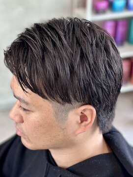 レヴィア(REVIA) メンズカット刈り上げツーブロック眉カット
