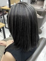 シャルムバイケンジ(Charm.by KENJE)&nbsp;暗めカラーグランマッシュデザインカラー髪質改善20代30代有楽町