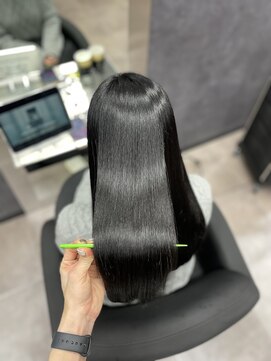 シンシア ドゥエ 新宿(CYNTHIA DUE) 【CYNTHIA/irisu】 黒髪カタログ/クラゲヘアー