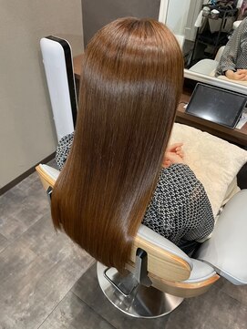 【髪質改善】バランス良くまとまるツヤロング