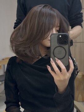 ウェイズ トウキョウ(Ways TOKYO) ミディアムヘア　レイヤーカット　かきあげ前髪