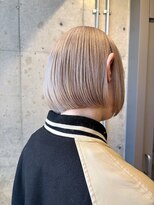 デート 綾瀬店(DATE)&nbsp;ホワイトベージュカラー×ミニボブ　トリプルカラー