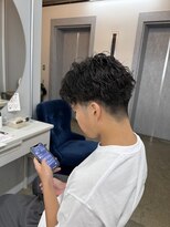 リラクオーレメンズ(LIRA CUORE men's)&nbsp;シャドウパーマ/メンズ縮毛矯正/毛流れセンターパート