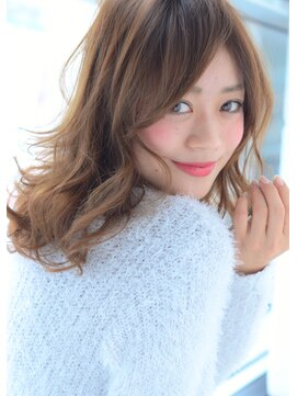 トリコ心斎橋(trico) 大人かわいいアンニュイカールフェミニンセミディ