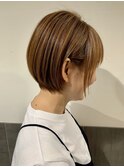 大人可愛い前下がりショートボブ