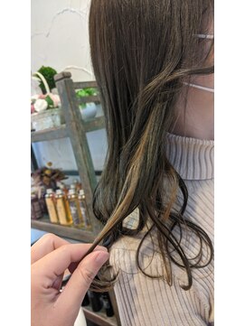 アン(Hair make un) ブリーチなし!!インナーカラー