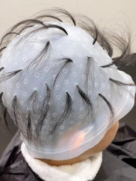 ポルテオム(PORTE HOMME) 【解説】メッシュキャップハイライトツーブロック刈り上げ